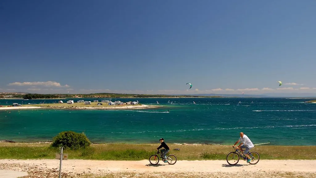База отдыха Arena Stupice Camping Homes