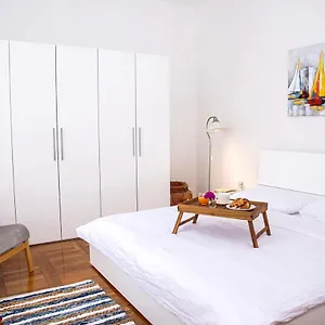  Appartement Dinos Place Croatie