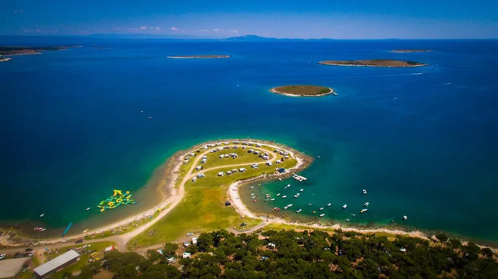 ** 홀리데이파크 Arena Stupice Camping Homes 프레멘투라 크로아티아