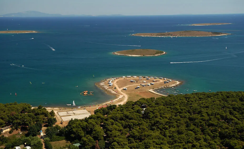 홀리데이파크 Arena Stupice Camping Homes 프레멘투라